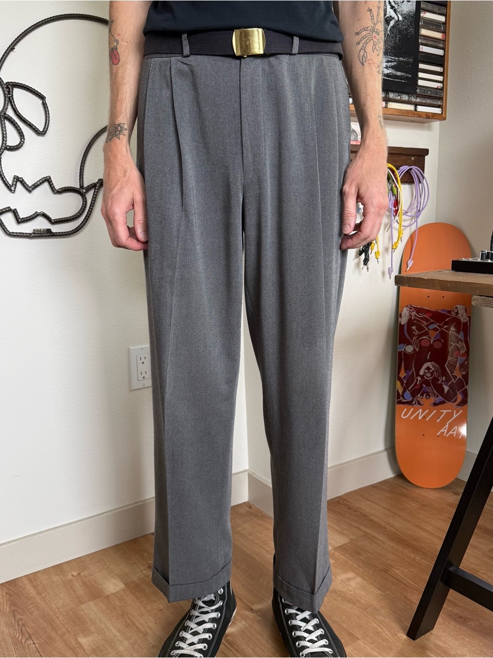 Vintage 2000s Gray High Waisted Pleated Trousers ~ 34 X 30